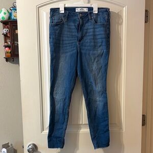 Hollister Women's Dark Blue Skinny Jeans